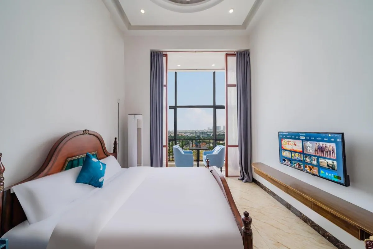 Image 1 of April Fair Duplex Apartment Guagnzhou South Railway Station Min Jie Branch