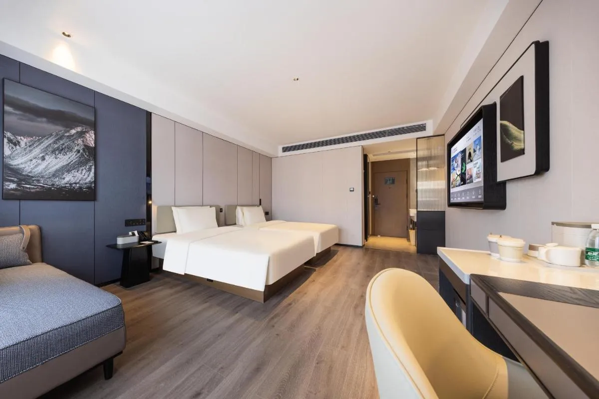 Image 1 of Atour Hotel Guangzhou Baiyun Jiahe Hebian