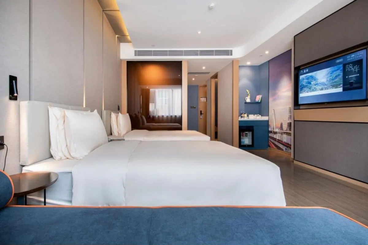 Image 1 of Atour Hotel Guangzhou Baiyun New Town Jiangxia Metro Station