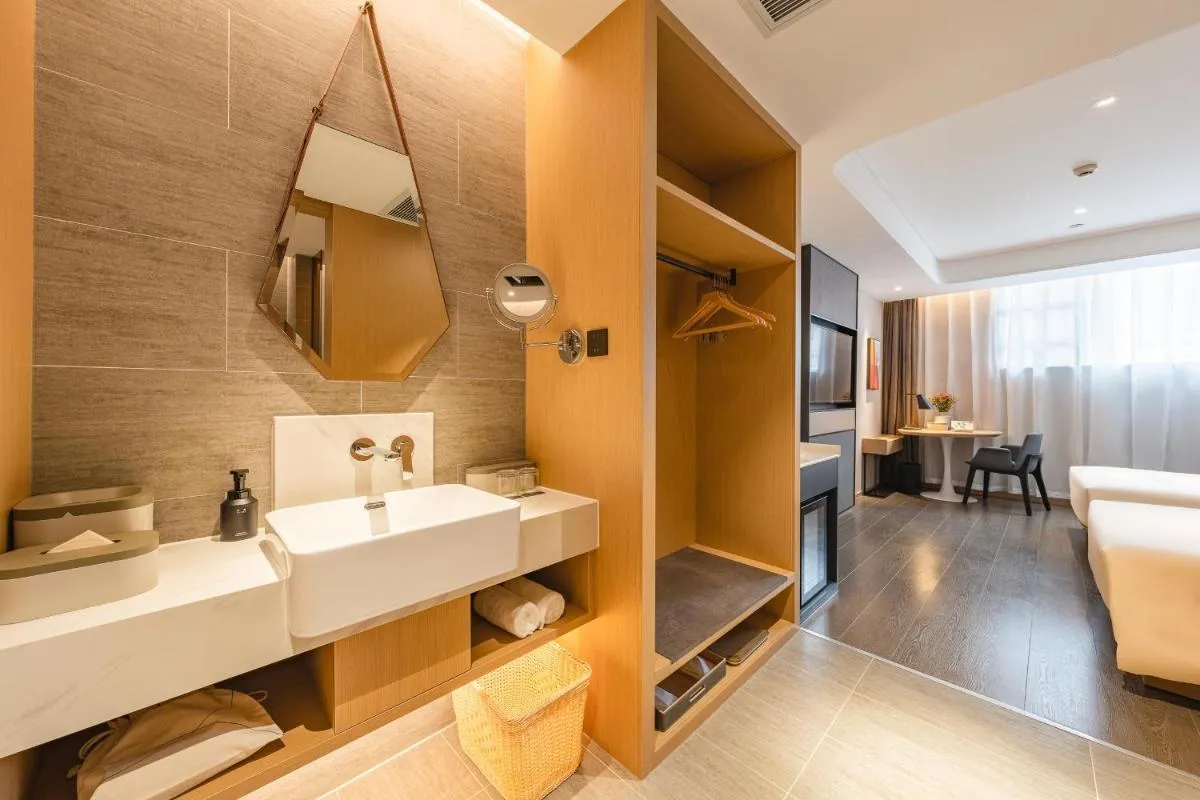Image 2 of Atour Hotel Guangzhou Zhujiang New Town Wuyangtun