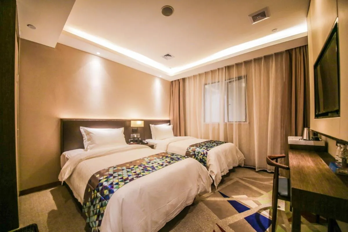Image 1 of Chao Man Hotel(Guangzhou Pazhou Exhibition Center Chigang Subway Station)