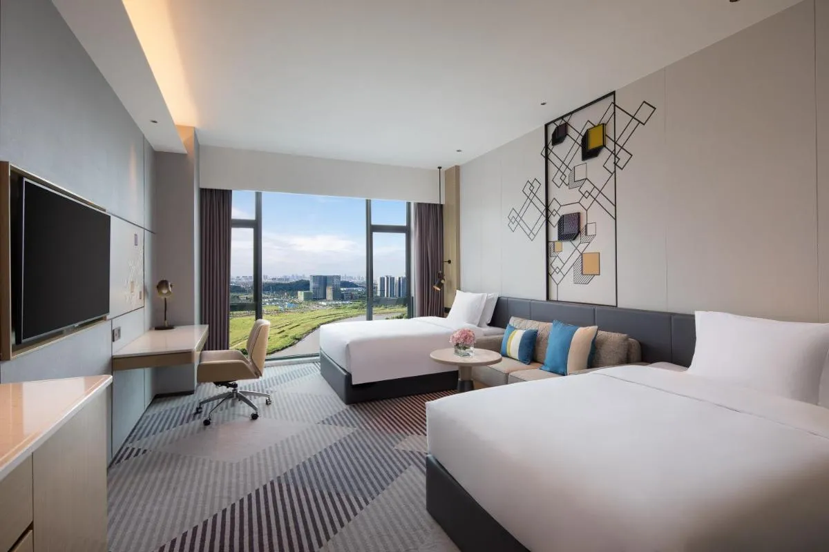 Image 3 of Crowne Plaza Foshan Nanhai – an IHG Hotel