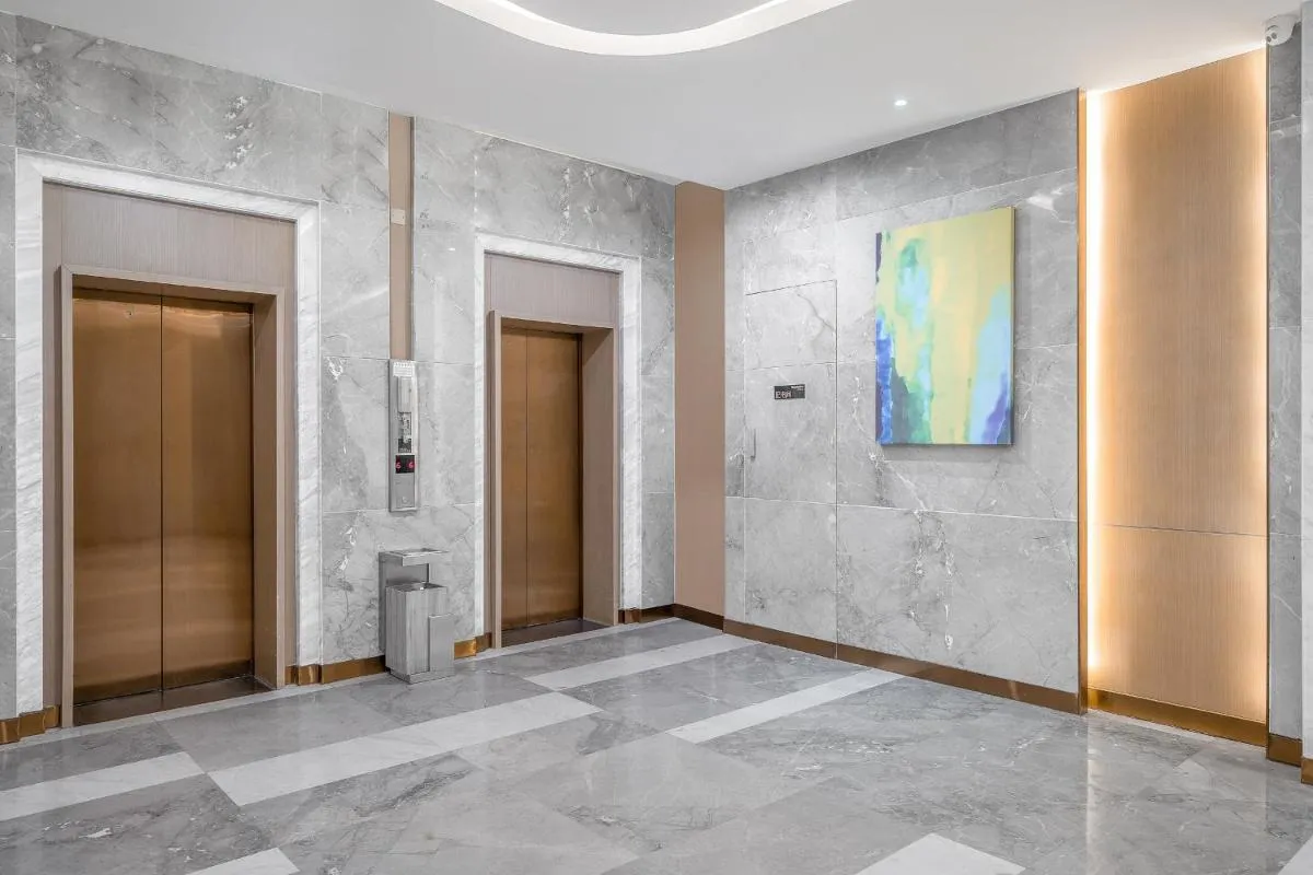 Image 2 of Guangzhou Baiyun Airport Rejoice by Argyle Hotel Rehe Metro Exit B