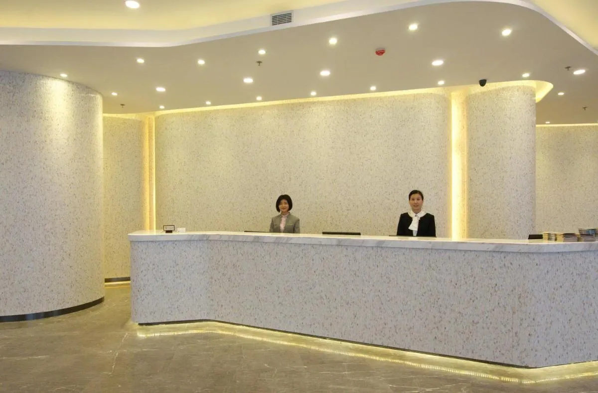 Image 1 of Guangzhou Seaman Hotel-Line 2 JiangNanXi Station