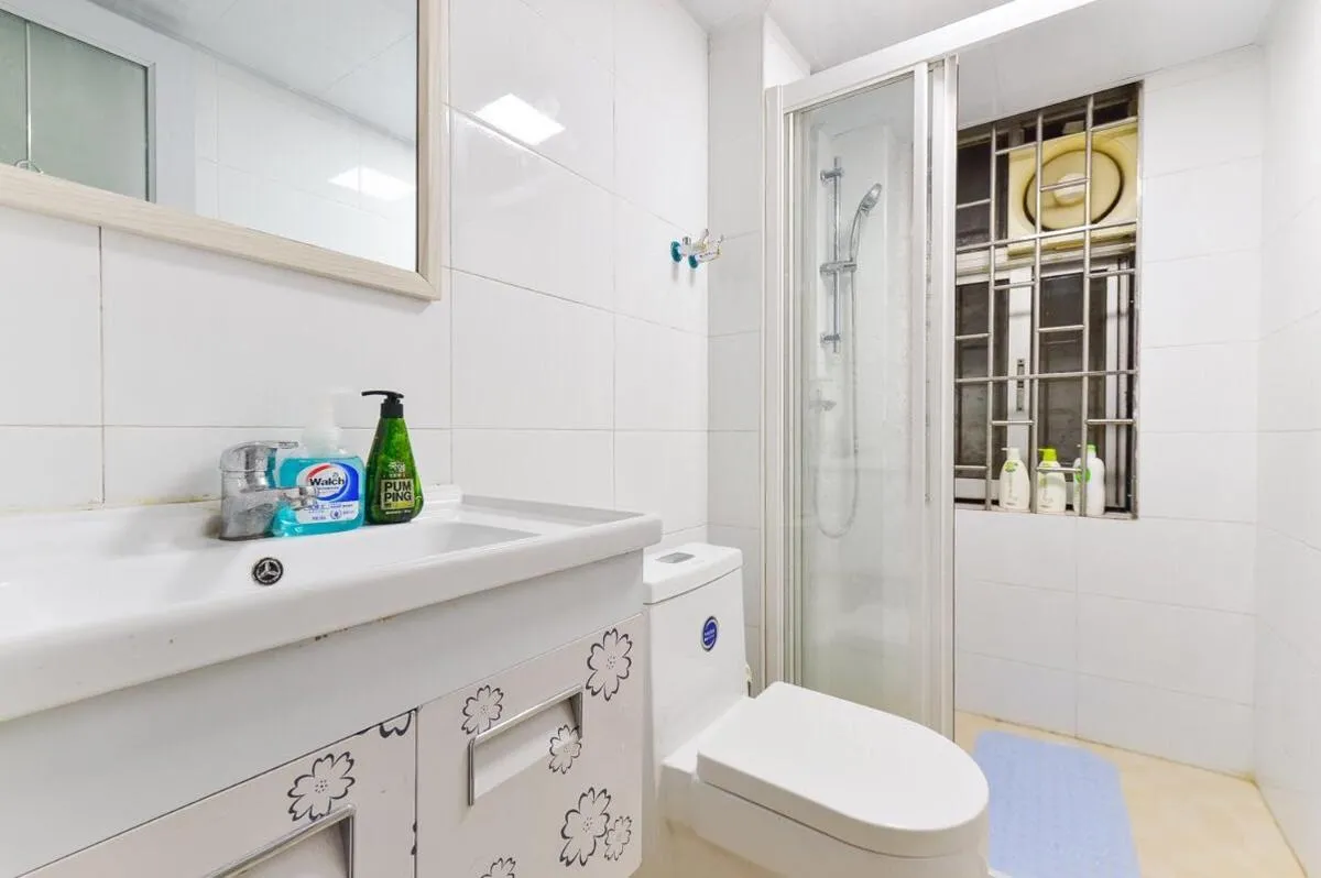 Image 2 of Guangzhou Yuexiu·Beijing Road Station· Locals Apartment 00126190