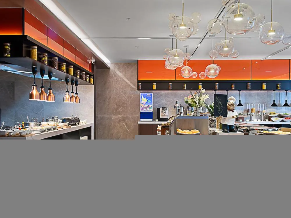 Image 3 of Hampton by Hilton Guangzhou Railway Station