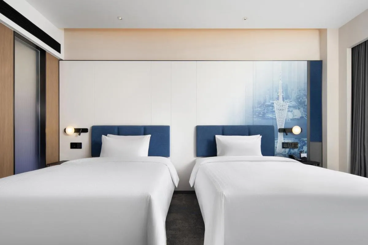 Image 6 of Hampton by Hilton Guangzhou Renhe Baiyun Airport-Free airport shuttle bus