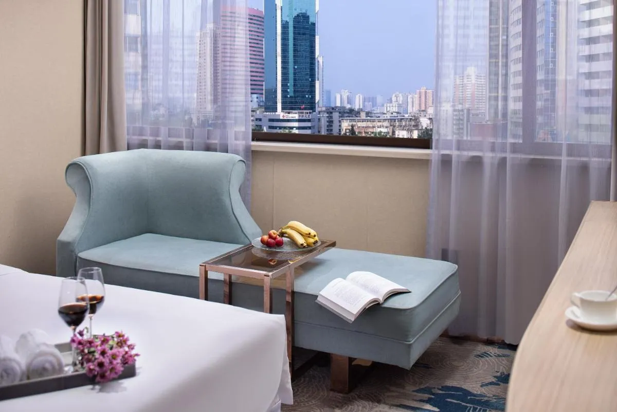 Image 6 of Kaiserdom Hotel – Visit Canton Tower & Beijing Road , Shuttle Bus to CantonFair Complex & Breakfast during Canton Fair period