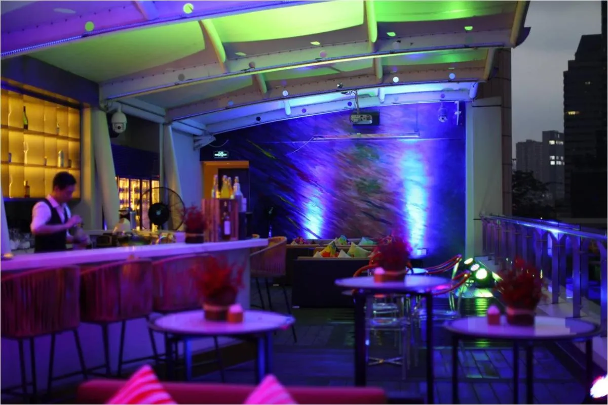 Image 3 of LN Hotel Five