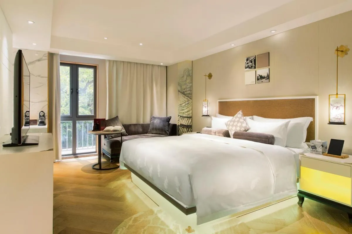 Image 1 of LN Hotel Five