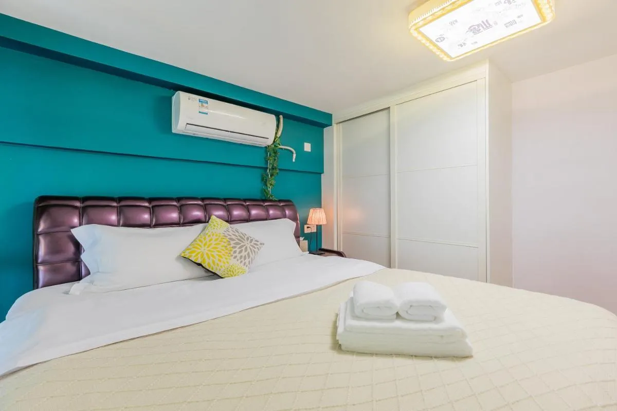 Image 4 of Lavendar Duplex Apartment