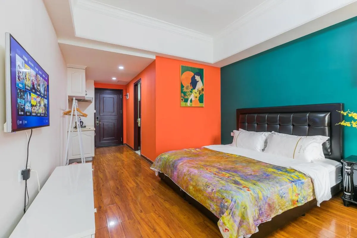 Image 3 of Lavender Apartment