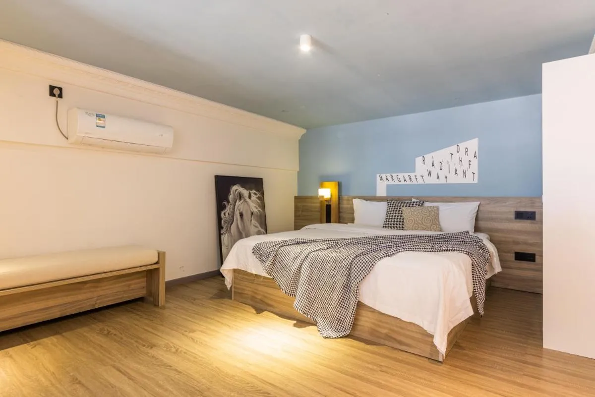 Image 3 of Lavender Apartment Branch