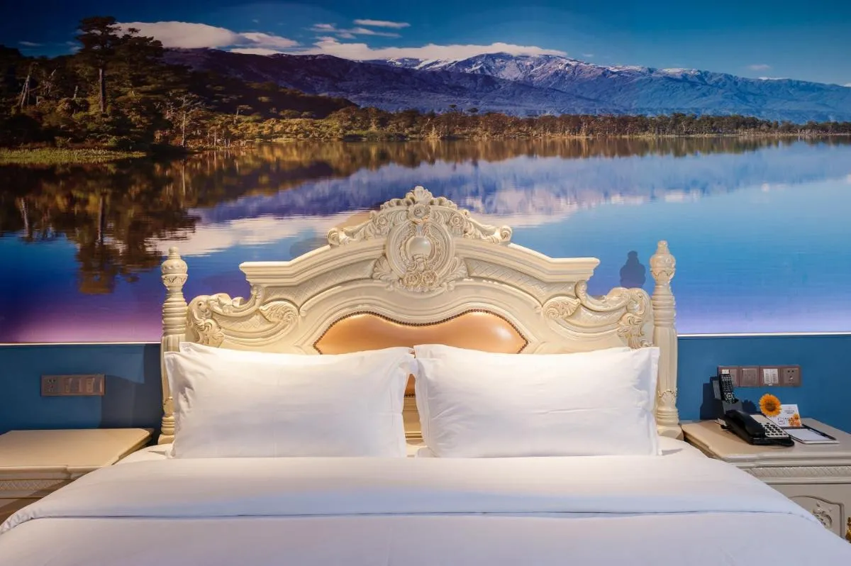 Image 1 of Nan Yang Royal Hotel