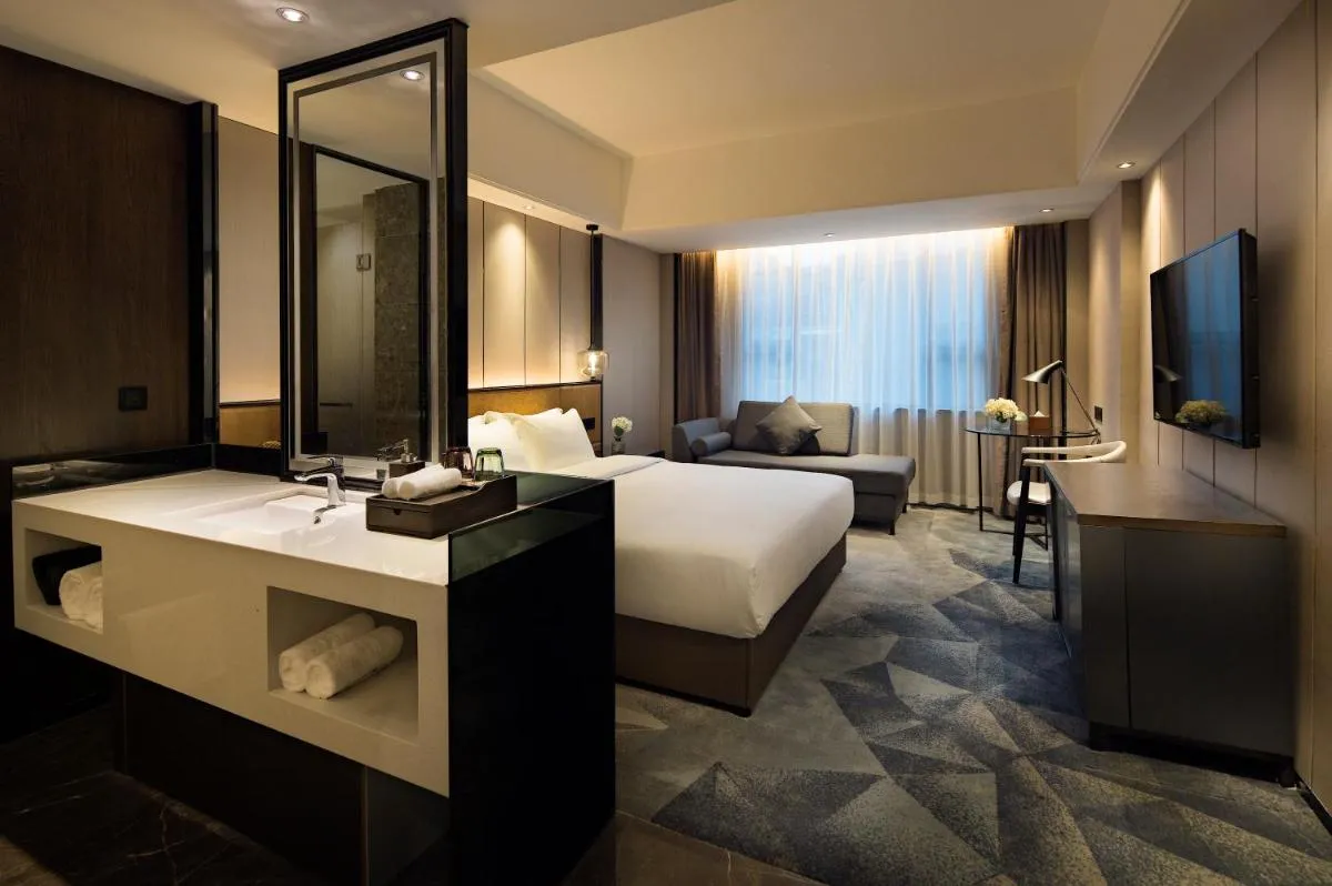 Image 1 of Paco Hotel Datang Metro Guangzhou