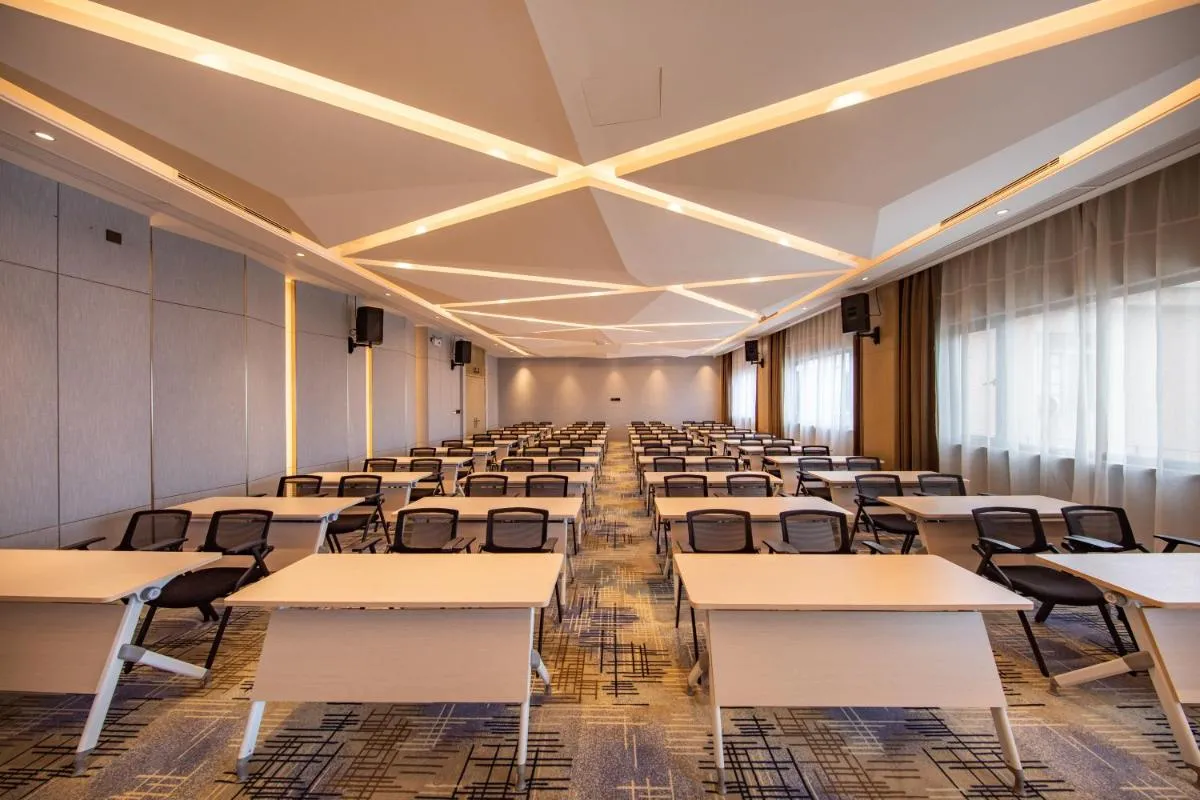 Image 5 of Paco Hotel Guangzhou South Railway Station Panyu Changlong Branch