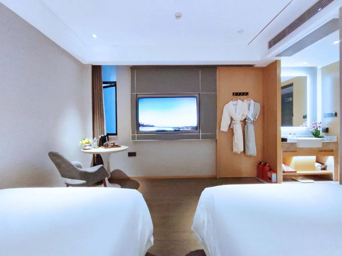 Image 2 of Paco Hotel Guangzhou South Railway Station Panyu Changlong Branch