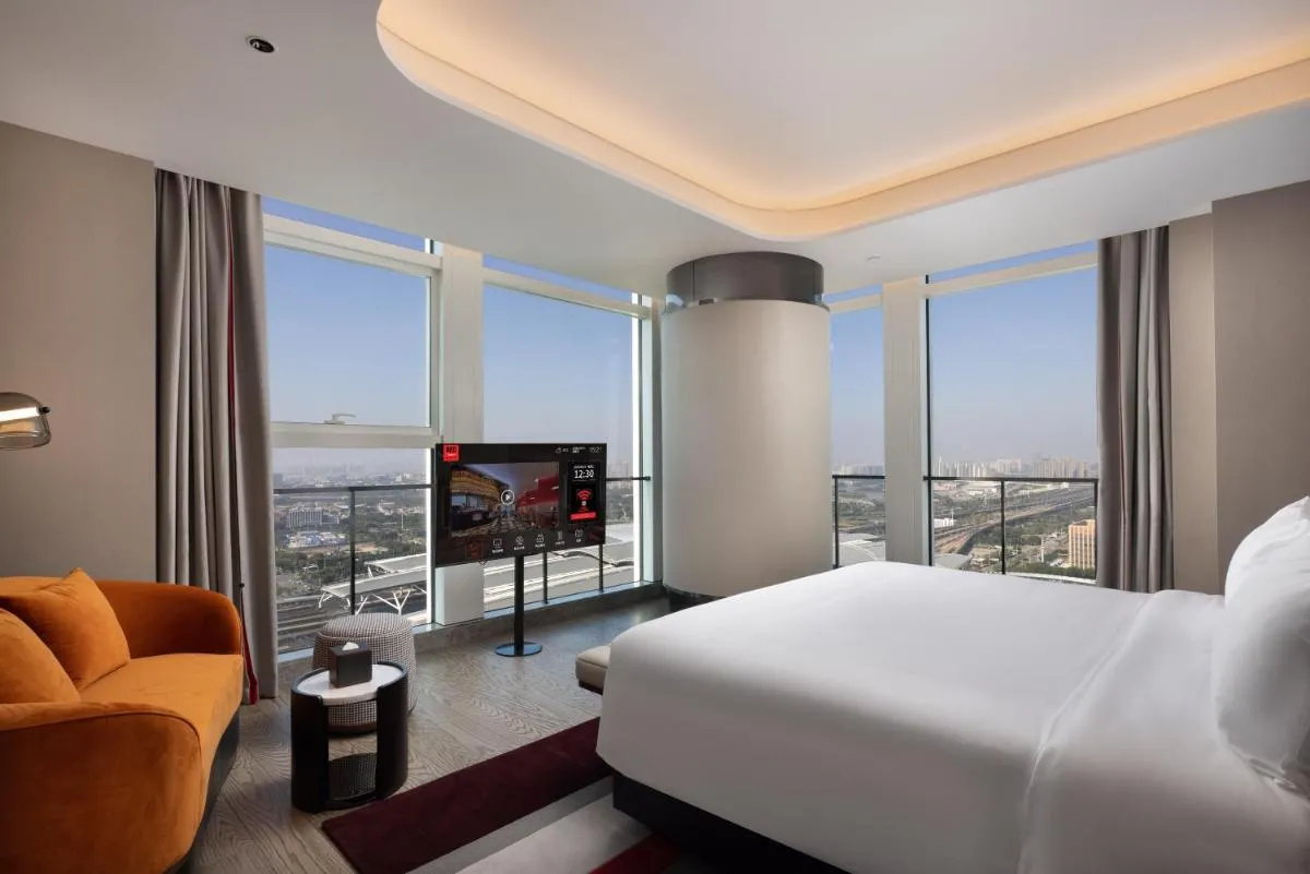 Image 4 of Radisson Red Guangzhou South Railway Station