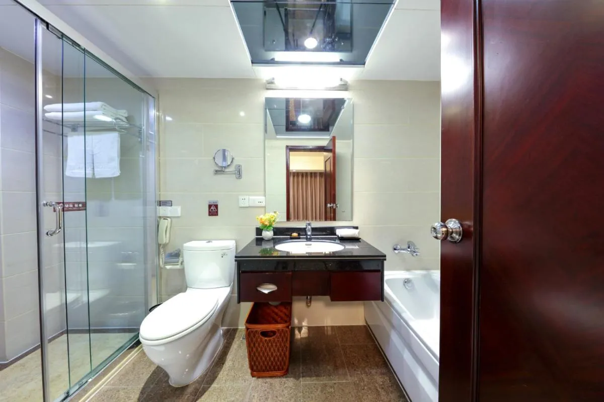 Image 2 of Sanyu Hotel