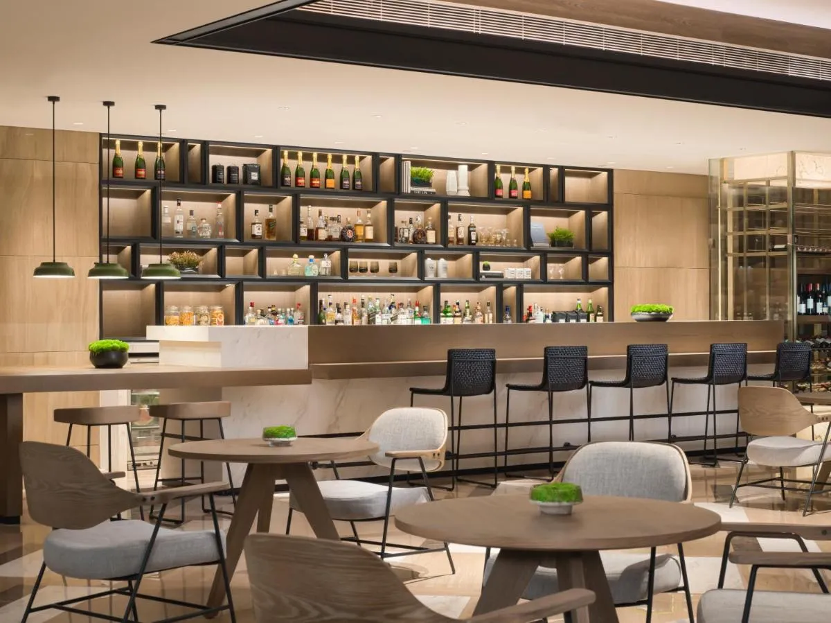 Image 6 of Sheraton Guangzhou Hotel-Fully Renovated in CBD-Registration Counter and Free Shuttle Bus to Complex during Canton Fair
