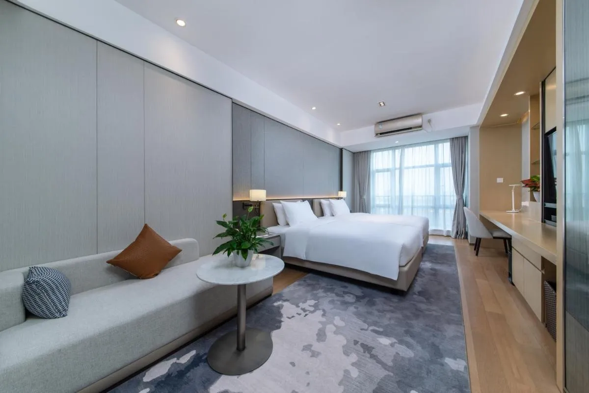 Image 1 of Somerset Haizhu Centre Guangzhou – Free shuttle bus to and from the exhibition hall during the Canton Fair