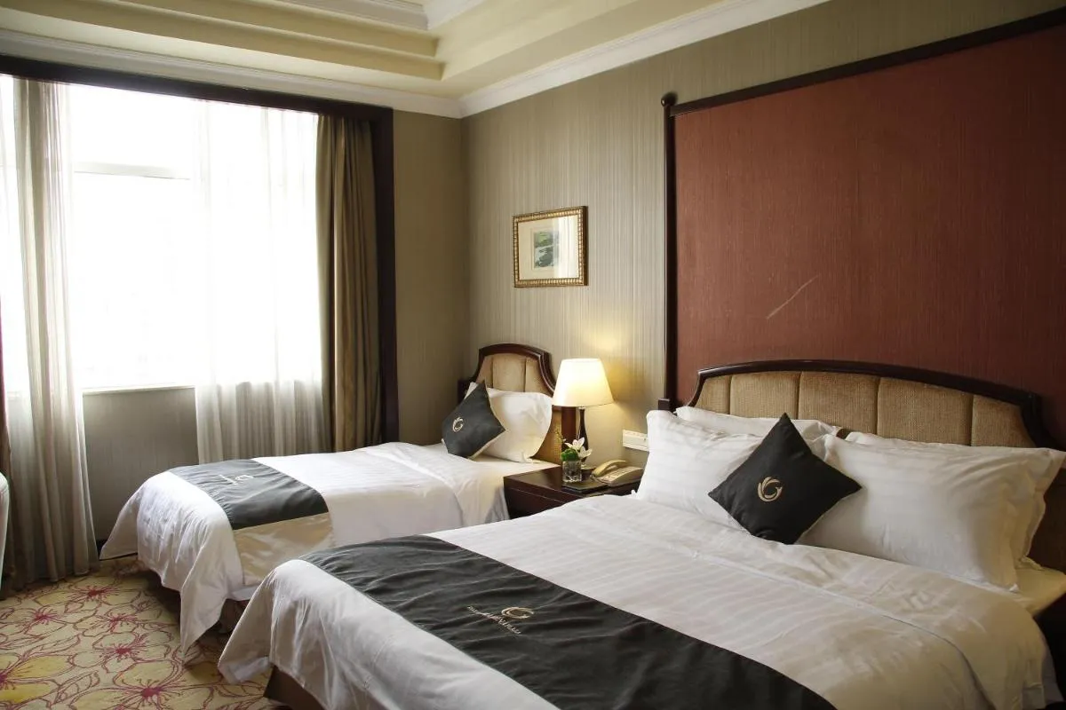 Image 1 of The Royal Marina Plaza Hotel Guangzhou