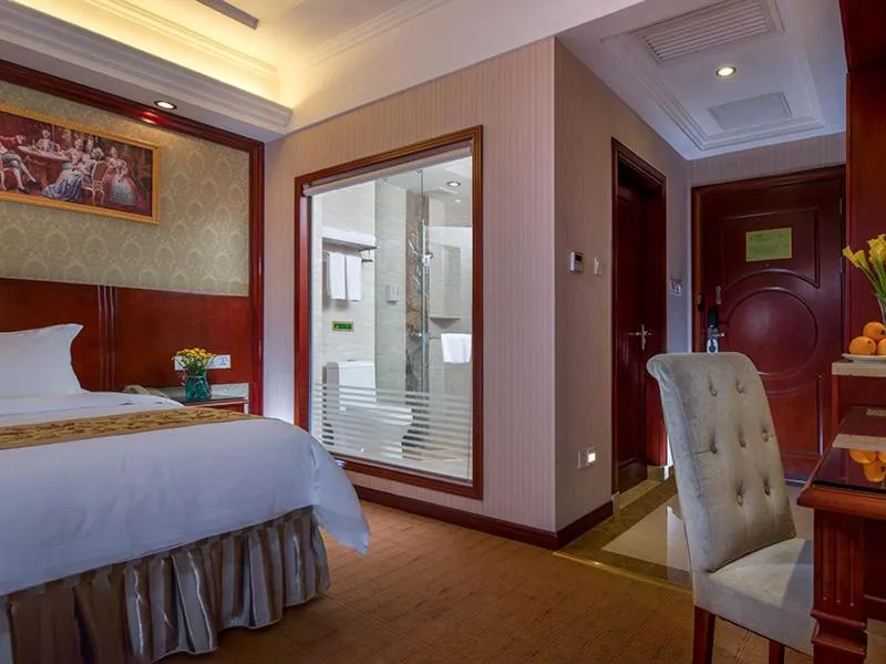 Image of Vienna Hotel Guangzhou Airport 2