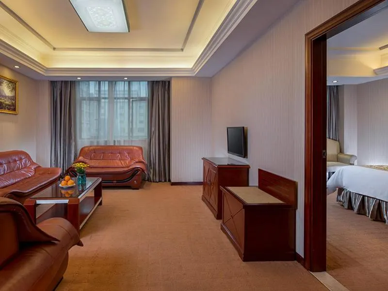 Image 3 of Vienna Hotel Guangzhou Airport 2