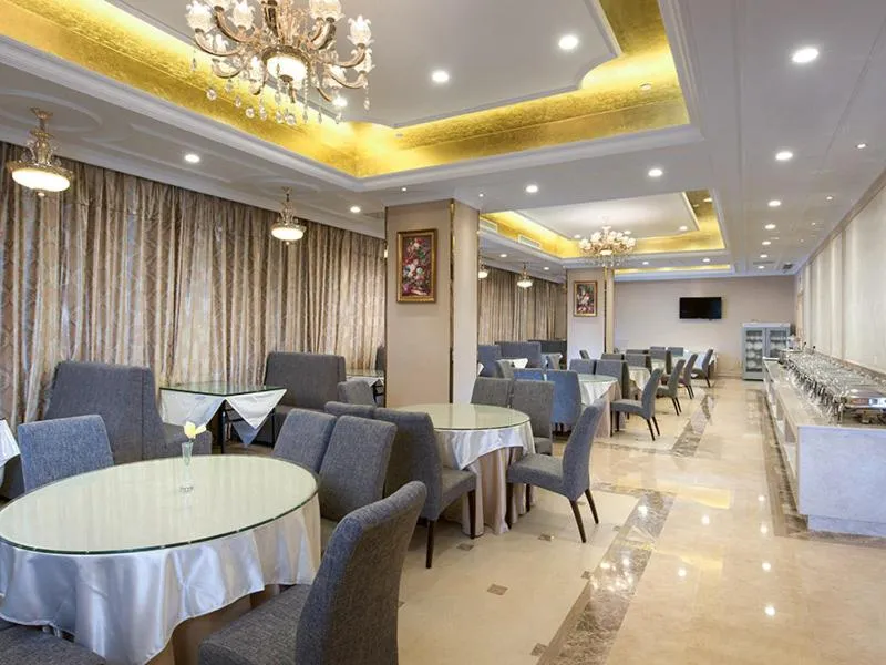 Image 2 of Vienna Hotel Guangzhou Baiyun Airport