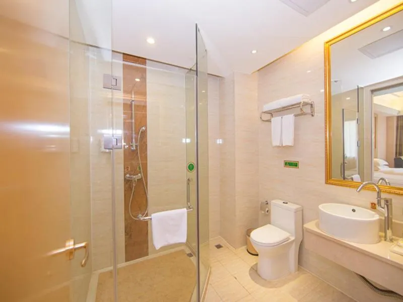 Image 2 of Vienna Hotel Guangzhou Panyu Huanan Country Garden