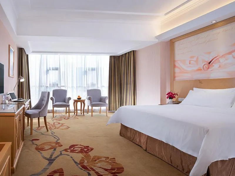 Image 6 of Vienna Hotel Guangzhou Panyu Huanan Country Garden