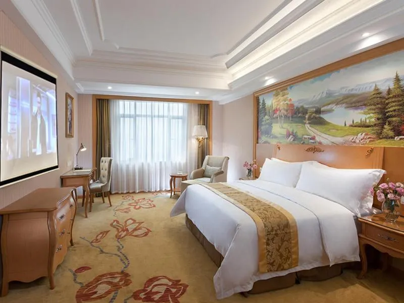 Image 1 of Vienna Hotel Guangzhou Tianhe Bus Station