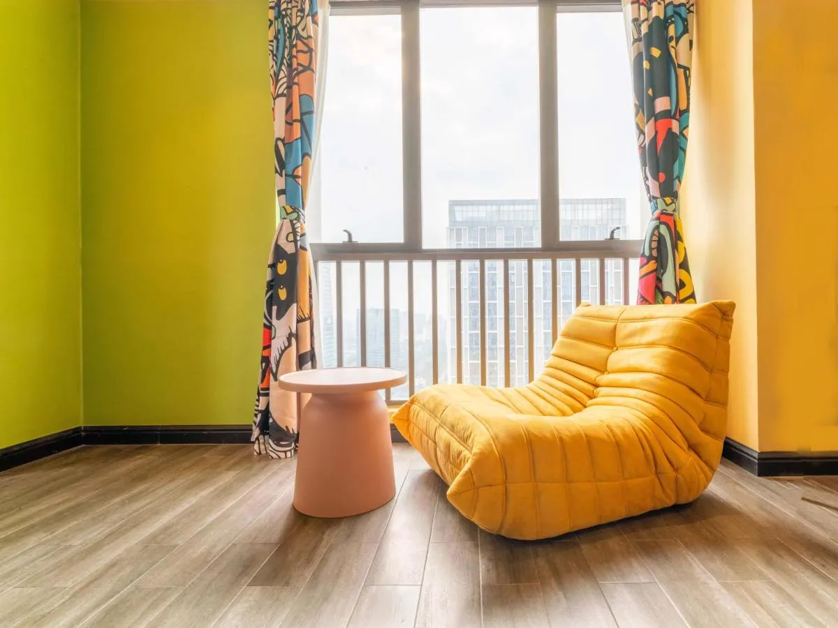 Image 5 of Wind sleeping Color Hotel – 3mins to Line7&18Nancun Wanbo STN