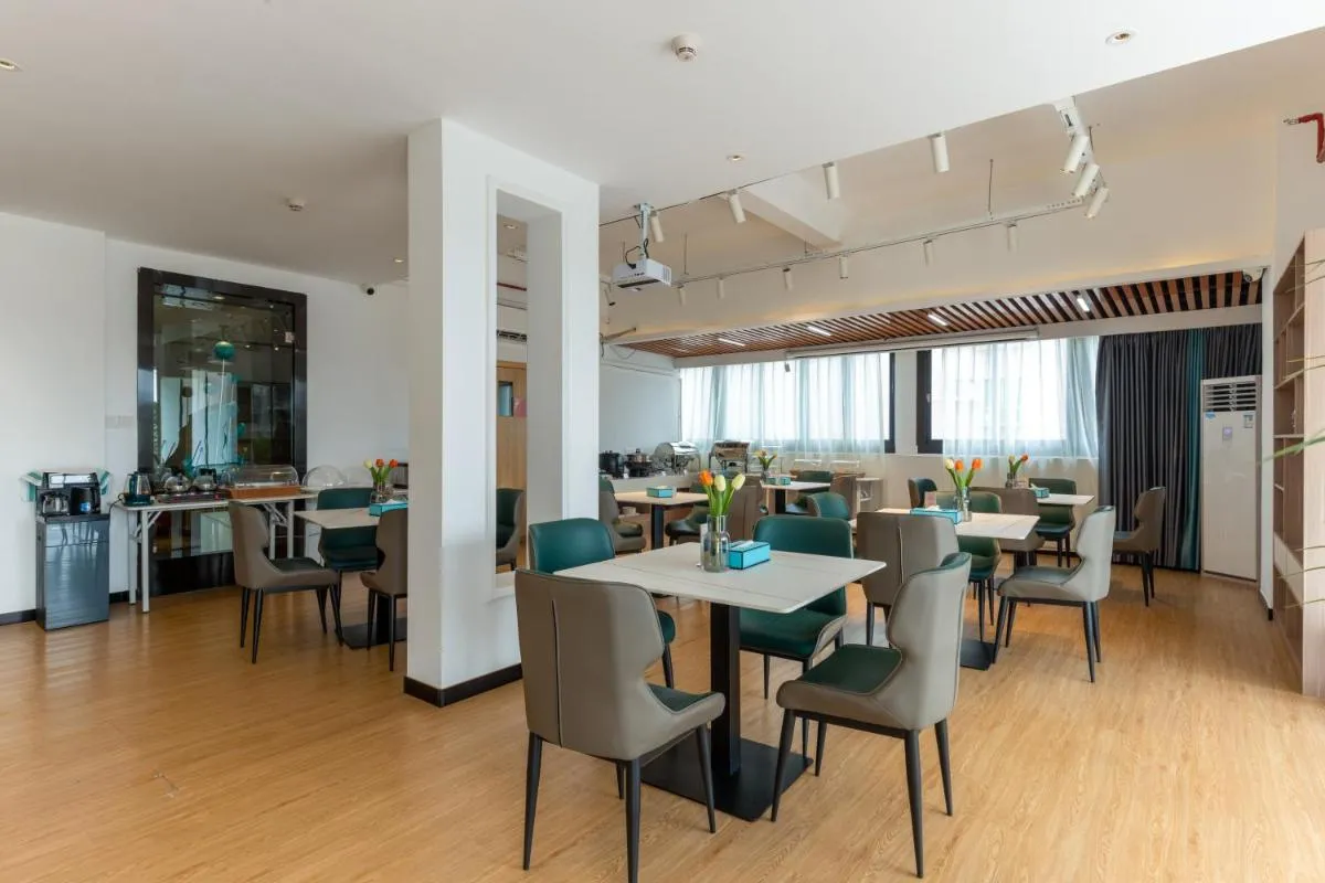 Image 2 of Xana Lite Hotel – Guangzhou Fangcun Huadiwan Metro Station