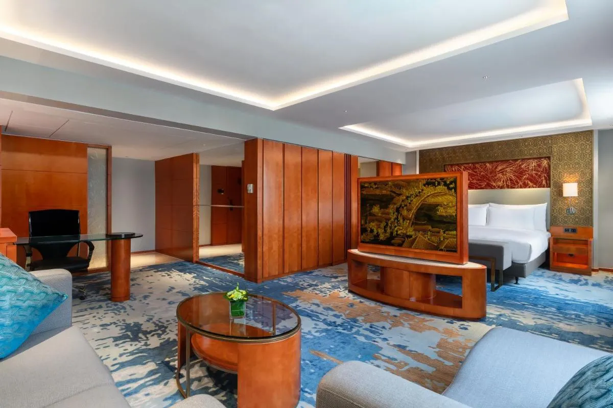 Image 5 of China Hotel Guangzhou – Free shuttle between hotel and Exhibition Center during Canton Fair & Exhibitor registration Counter