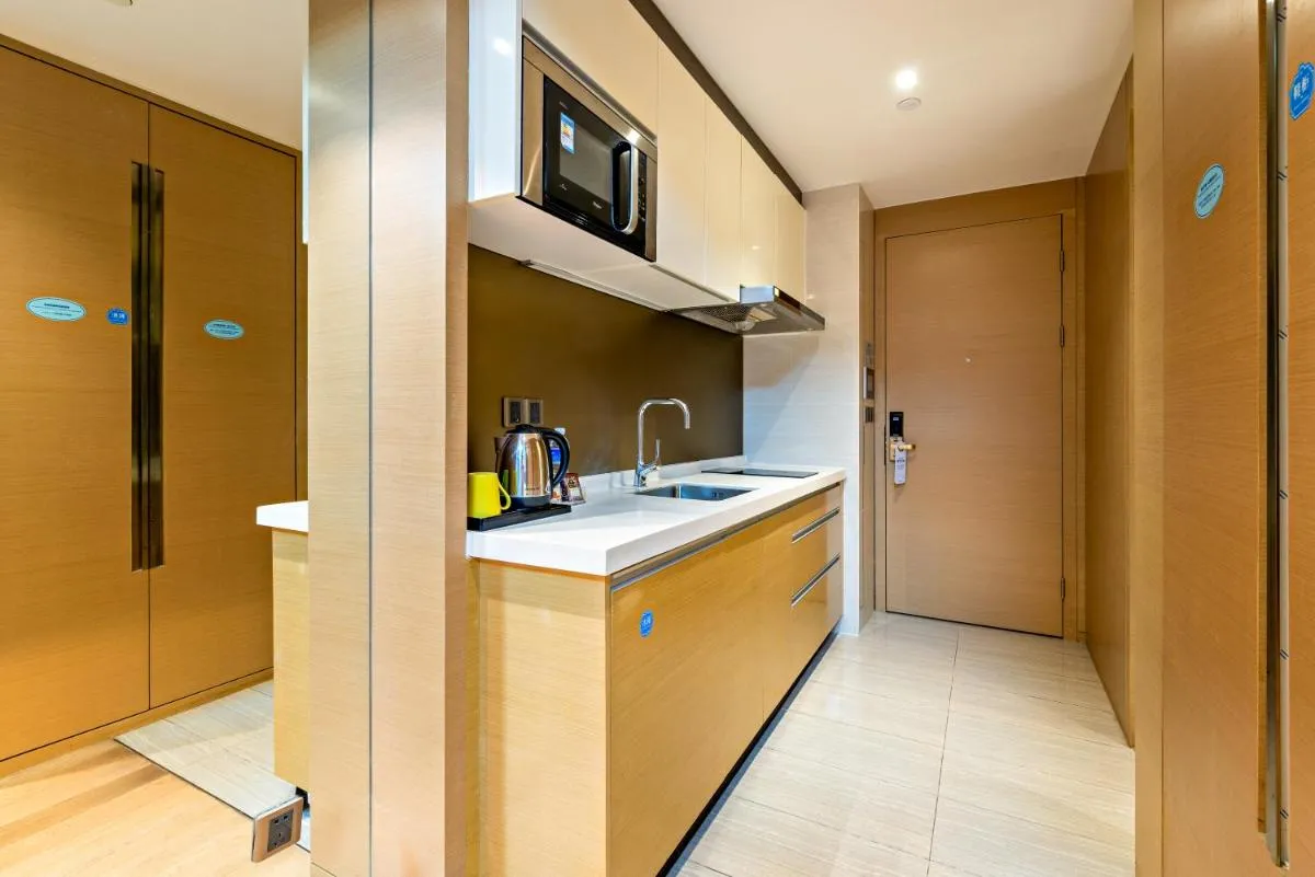 Image 2 of Clovis Apartment