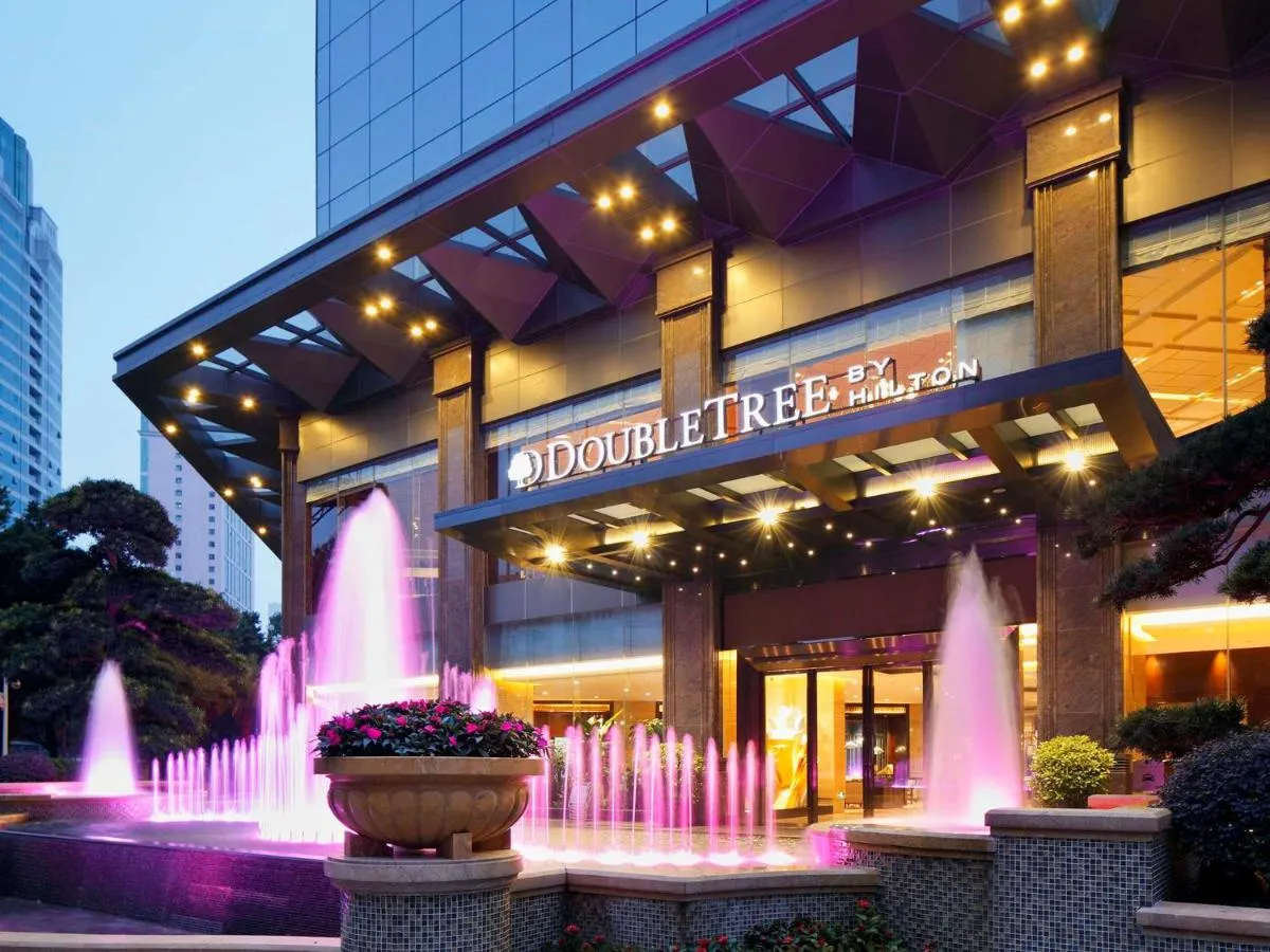 Image 2 of DoubleTree by Hilton Guangzhou-Free Shuttle Bus to Canton Fair Complex & Overseas Buyer Registration Services during Canton Fair Period
