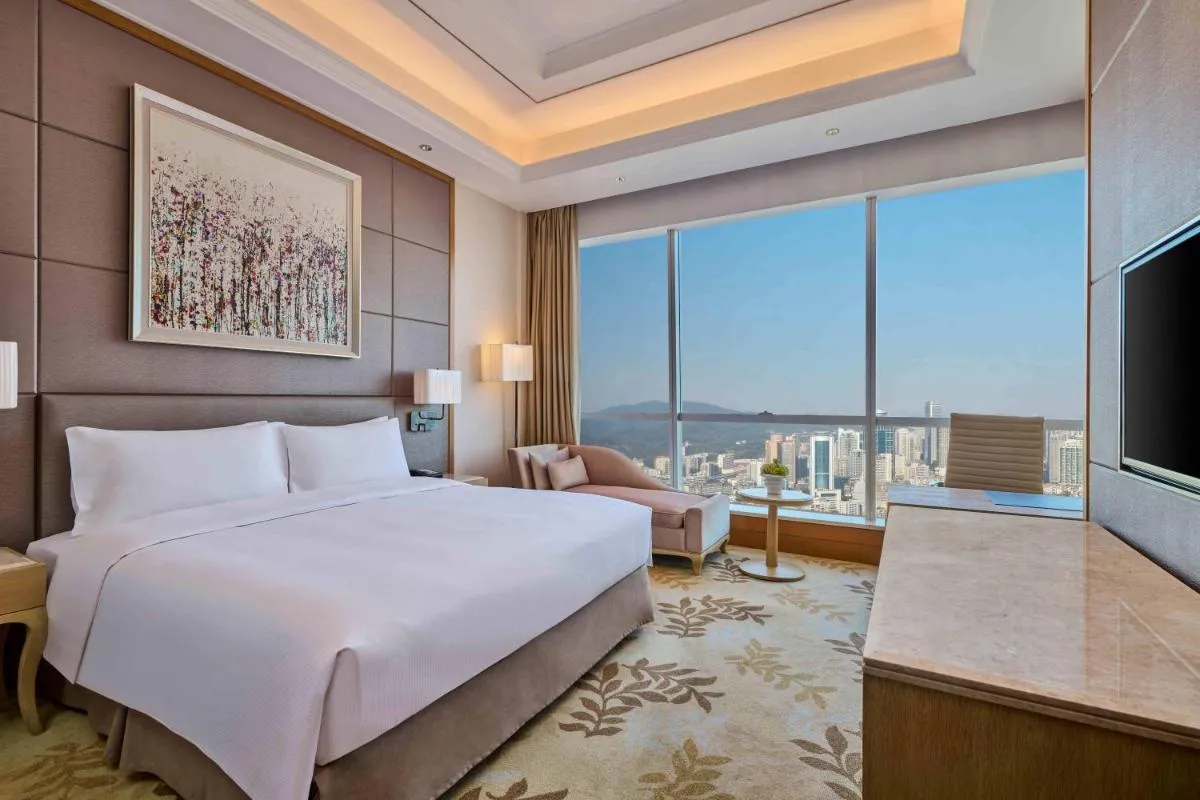 Image 1 of DoubleTree by Hilton Guangzhou-Free Shuttle Bus to Canton Fair Complex & Overseas Buyer Registration Services during Canton Fair Period