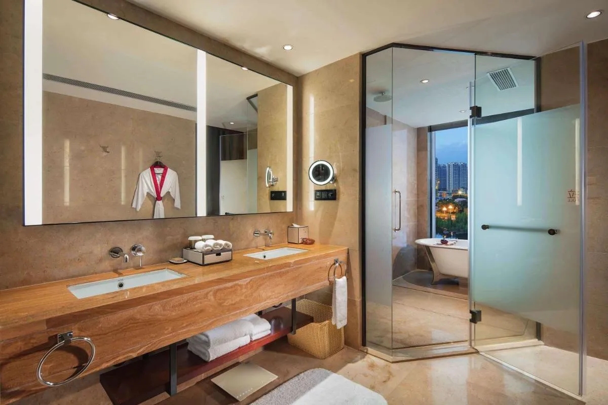 Image 2 of DoubleTree by Hilton Guangzhou Science City-Free Shuttle Bus Service During Canton Fair Period