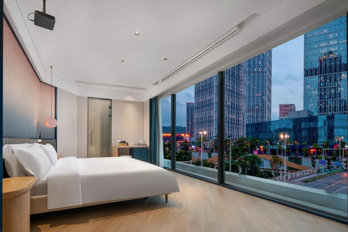 Image 1 of 广州南站番禺长隆舒与酒店