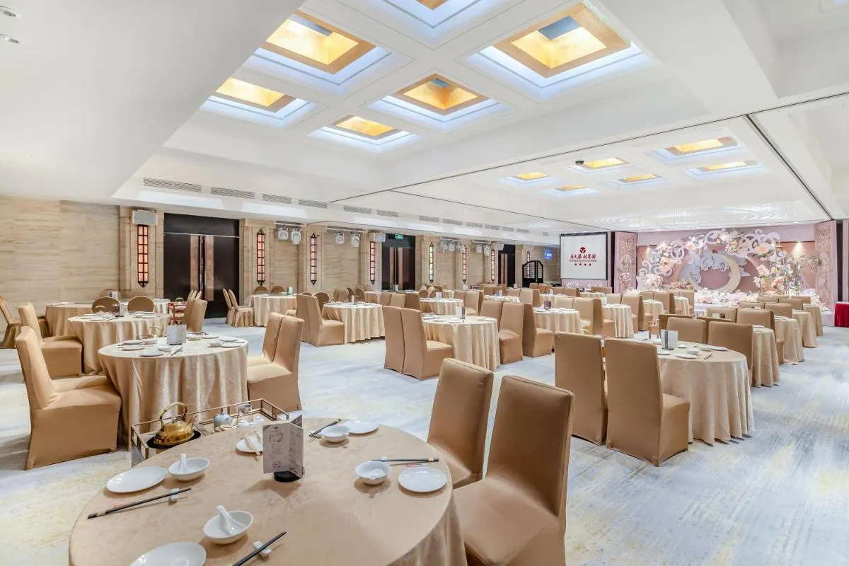Image 4 of Guangdong Victory Hotel – Free shuttle bus to exhibition center during Canton Fair