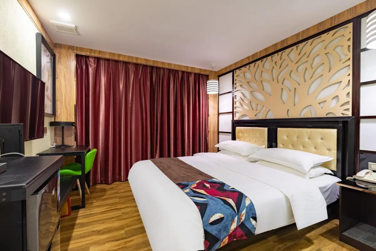 Image 1 of Guangzhou Bird Island Hotel