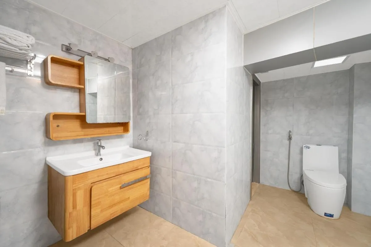 Image 2 of Guangzhou Youke Serviced Apartment1min to Line5 Taojin STN-Free shuttle bus during the Canton Fair