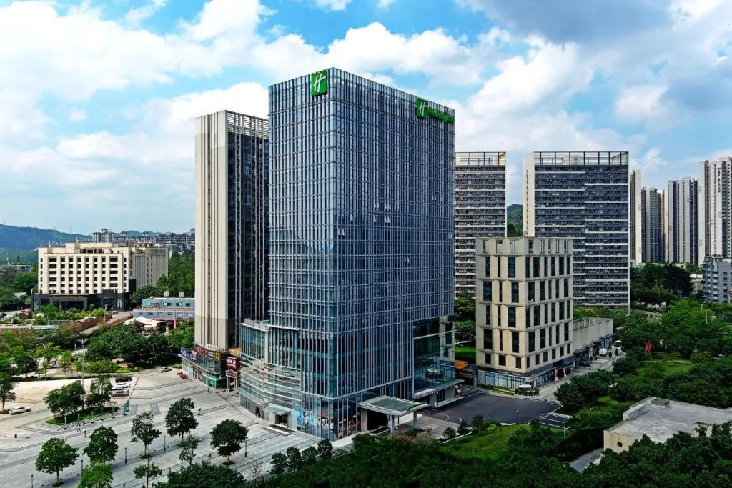 Image of Holiday Inn Guangzhou South Lake hotel – Canton Fair free shuttle bus, near Metro station, Nanhu Paradise