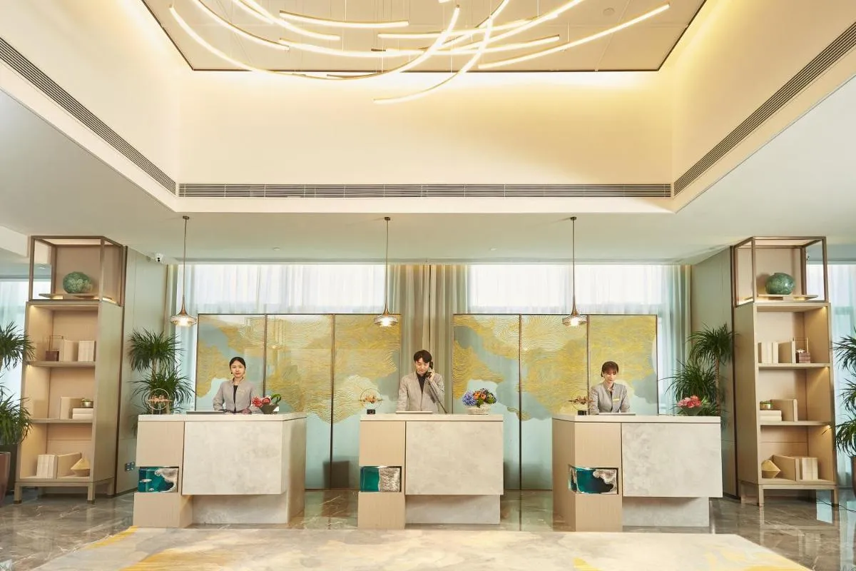 Image 6 of LN Dongfang Hotel Pazhou-Free Shuttle Buses and Registration Counter for Purchasing Agents during the Canton Fair