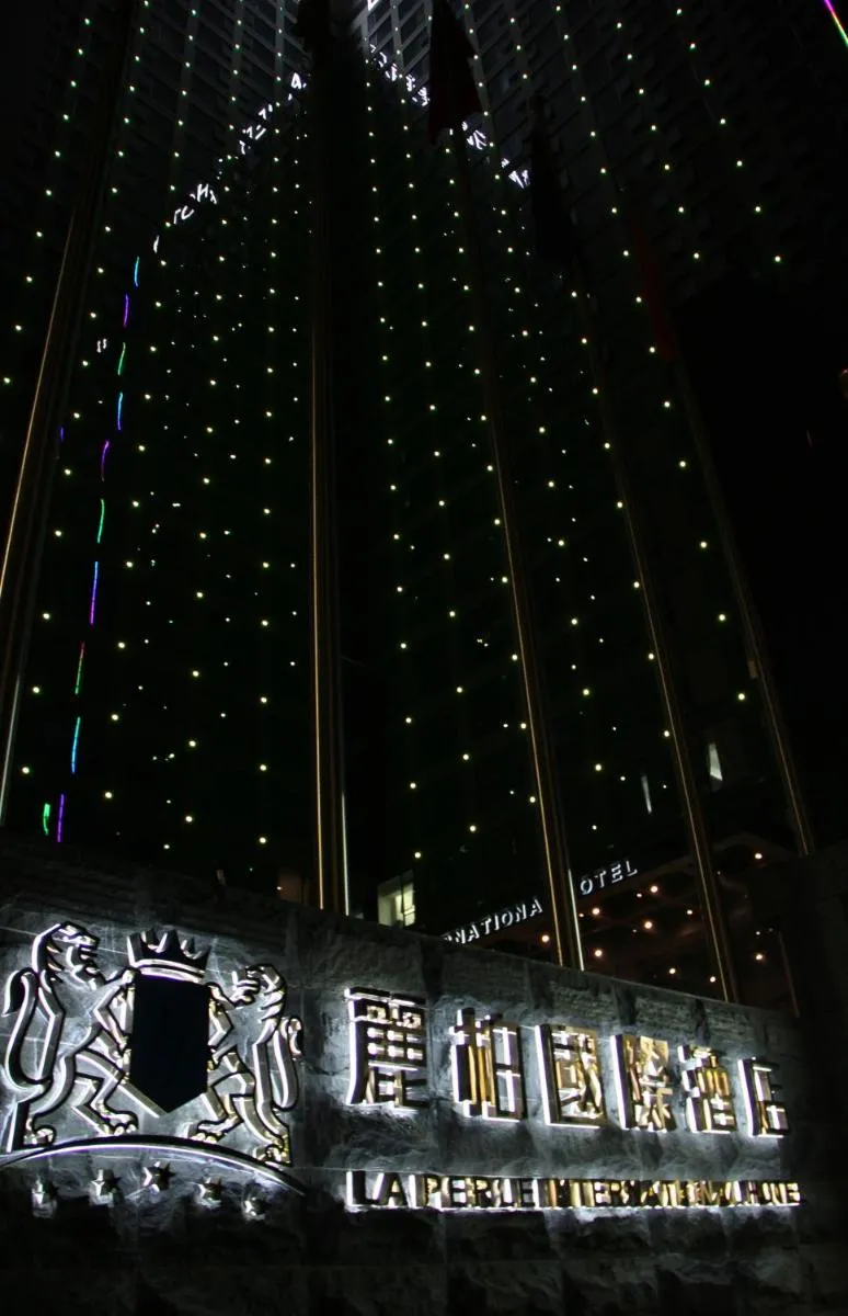 Image 6 of La Perle International Hotel – Free shuttle between hotel and Exhibition Center during Canton Fair & Exhibitor registration Counter
