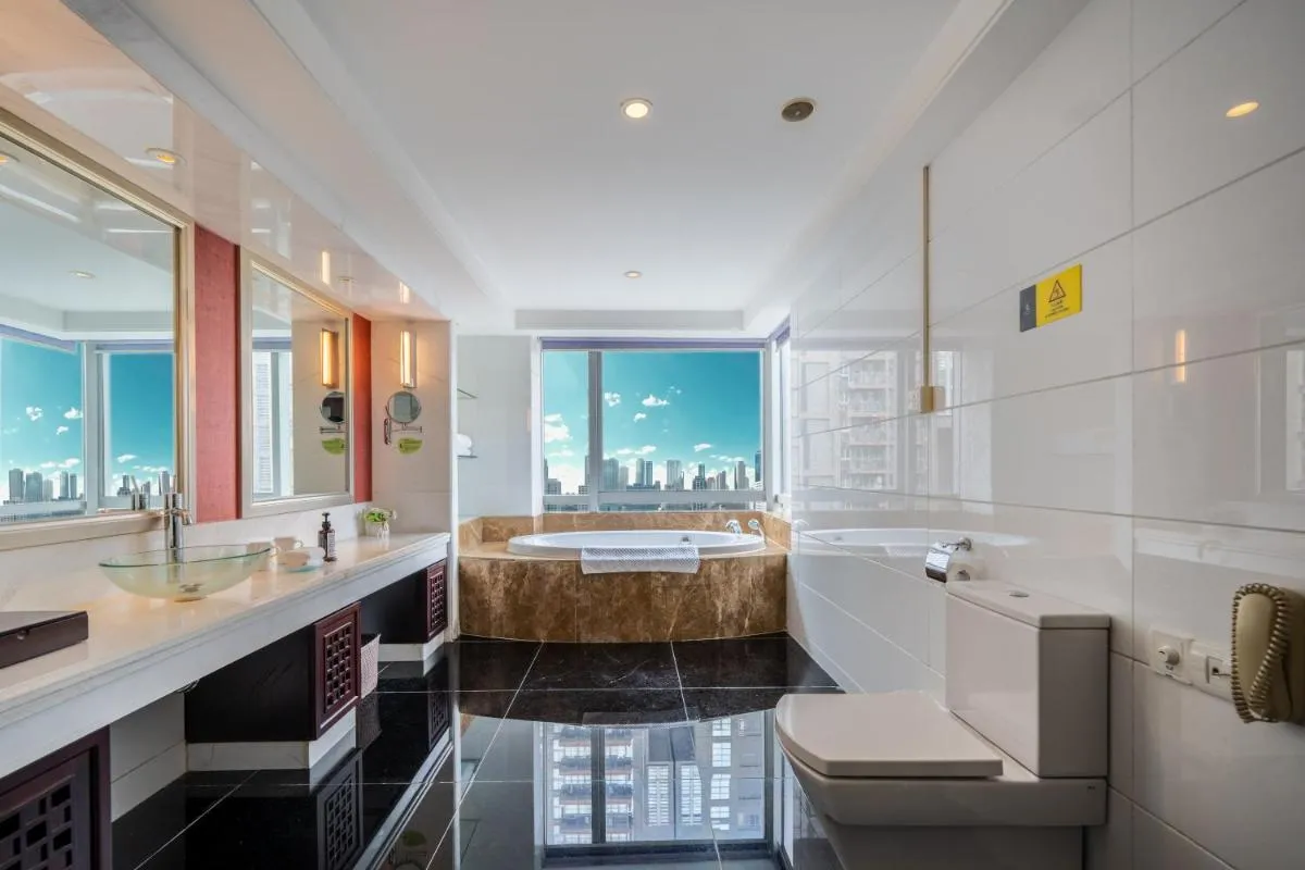 Image 2 of Leeden Hotel Guangzhou