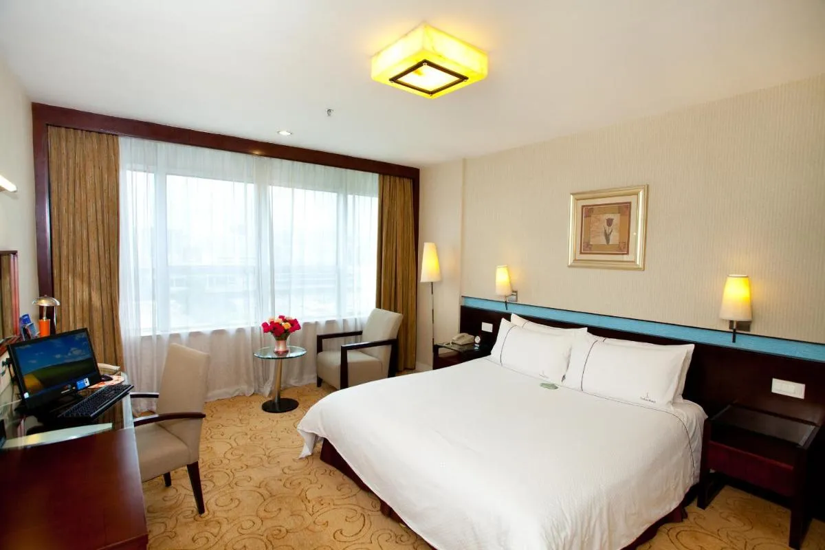 Image 1 of Liuhua Hotel