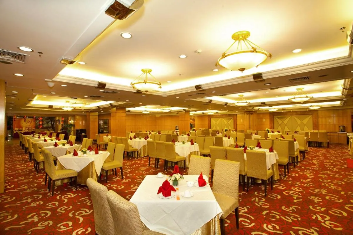 Image 3 of Liuhua Hotel