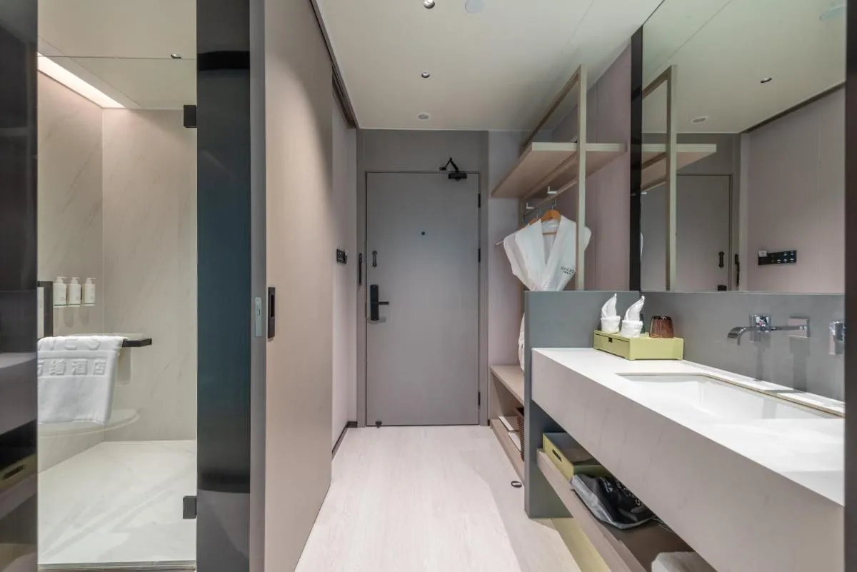 Image 2 of ONESS Executive Hotel Guangzhou Huangpu Luogang